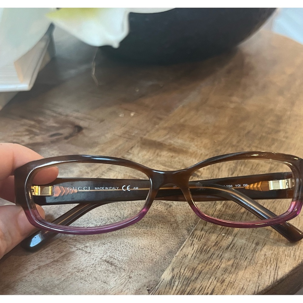 Women’s gucci eyeglass frame